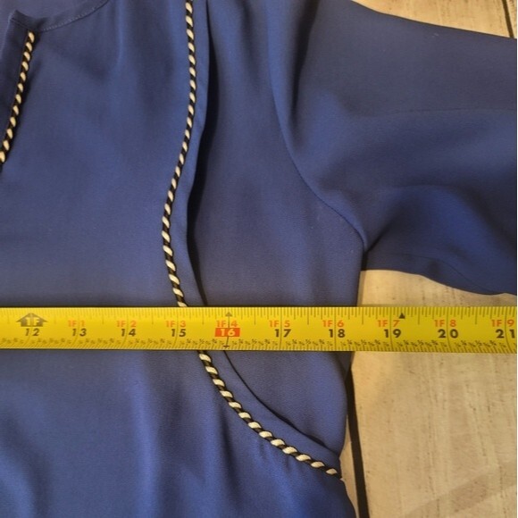 J. Crew Royal Blue Tassel Trim Long Sleeve Tunic Polyester Blouse Top Size 2 - Picture 9 of 11